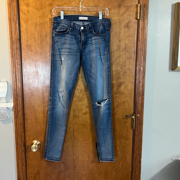 ‼️2/$20‼️Altar’d State Distressed skinny jeans - Picture 2 of 6